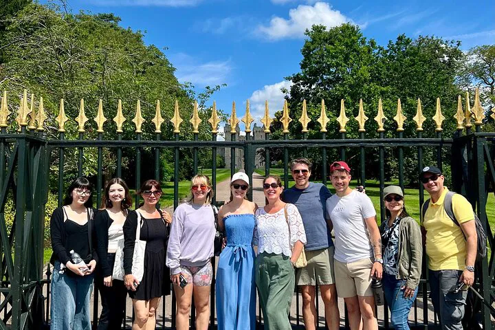 Discover Windsor's Royal Charms: A Historical Walking Tour