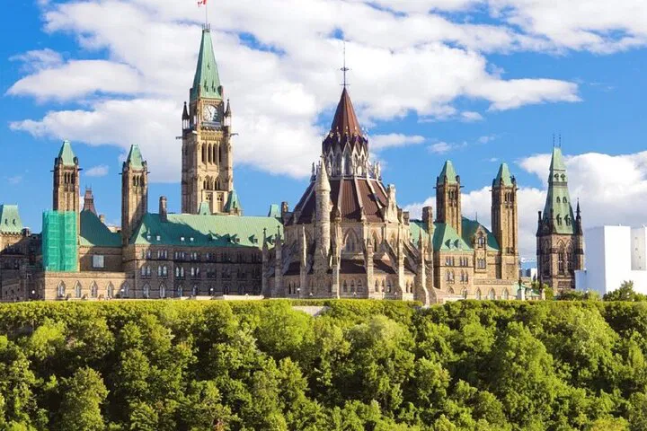 3-Day Montreal & Quebec Tour from Toronto