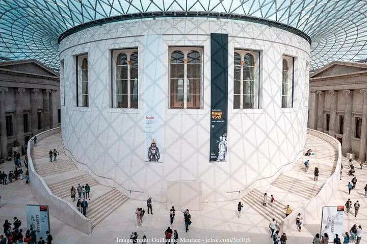 Unlock London's Art & History: Private Museum Tour!