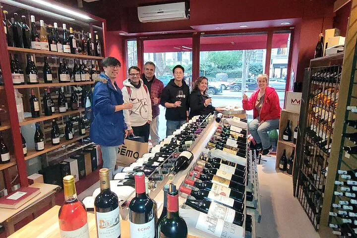 Uncork Parisian Charm: Wine Tasting in Saint Germain des Pres