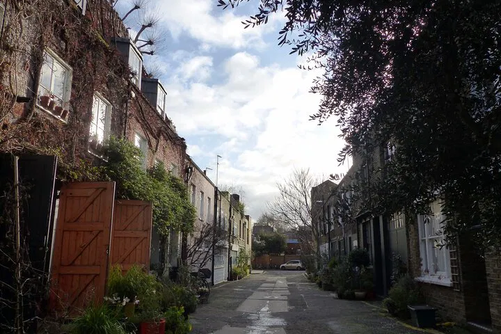 Unveiling London's Hidden Gems: An Off-the-Beaten-Path Adventure