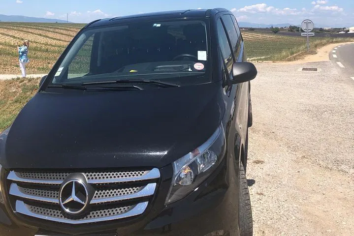 Stress-Free Provence Airport Transfers: Your Gateway to Southern France