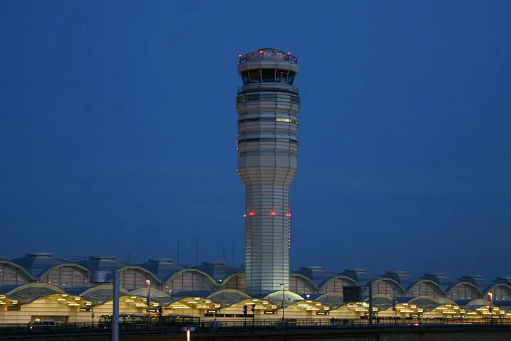 Luxury Airport Transfers: Silver Spring to Reagan Airport (DCA)