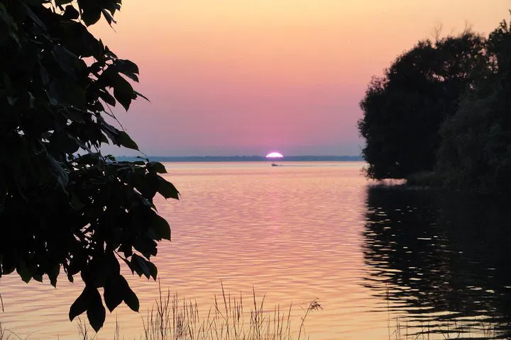Niagara Sunset Kayak Tour: Buffalo's Best River Views