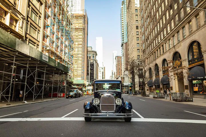NYC Midtown 1920s Classic Car Tour - See Manhattan!