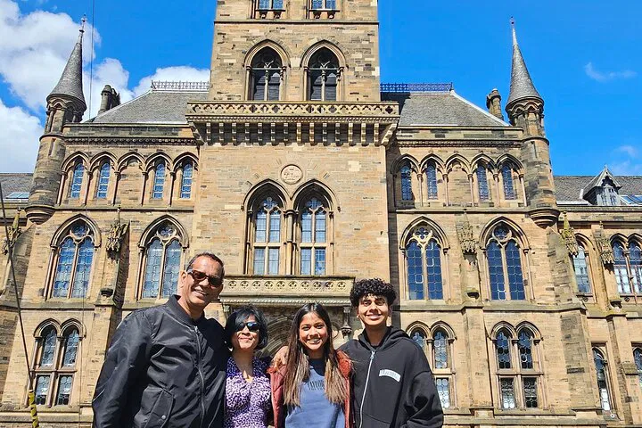 Discover Glasgow's Gems: A Personalized Private Day Tour