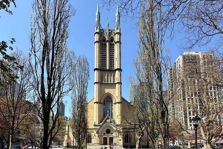 Explore Toronto: Self-Guided Audio Tour & Hidden Stories!