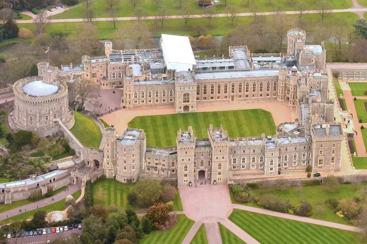 Royal Majesty: Private Windsor Castle Day Trip from London