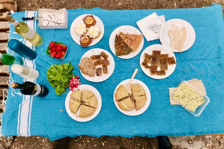 Nice Food Tour: Markets, Shops & Local Tasting!