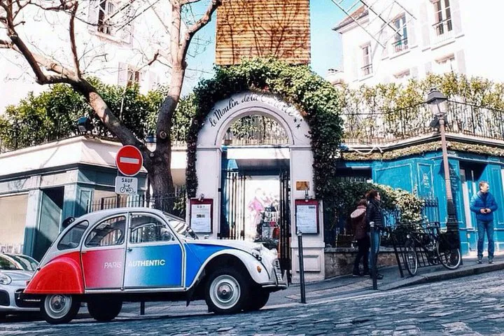 Paris in a 2CV: A Classic, Quirky Adventure Through Iconic Sights