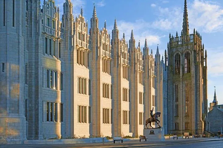 Discover Aberdeen's Secrets: An Immersive Audio Tour of Union Street