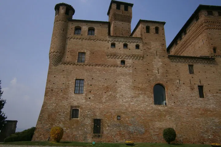 Unveiling Piedmont's UNESCO Wonders: A Guided Journey Through Langhe Roero