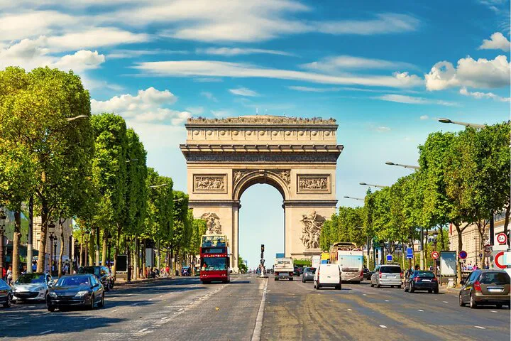Paris's Pinnacle: Ascend the Arc de Triomphe for Panoramic Glory