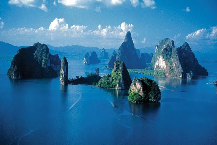 Phang Nga Bay Adventure: James Bond Island & Koh Khai Speedboat Tour