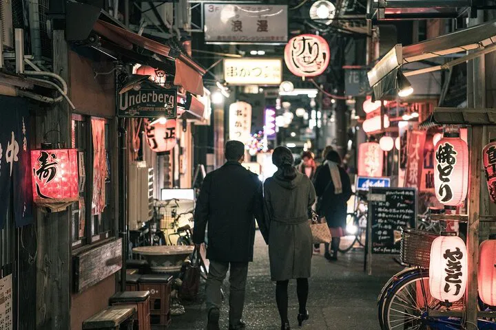 Uncover Manhattan's Spectral Secrets: A Ghostly Walking Tour