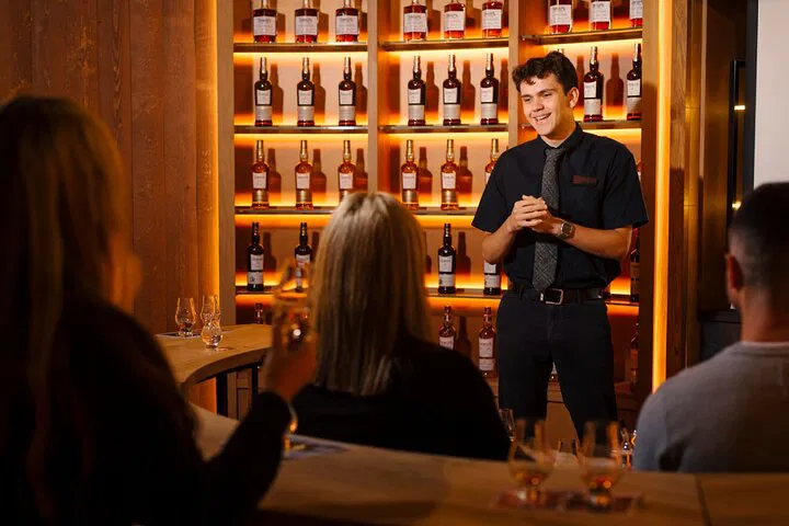 Aberfeldy Distillery Tour: Whisky Tasting & Heritage