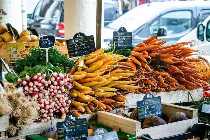 Eiffel Tower Food Market Tour: A Parisian Culinary Adventure