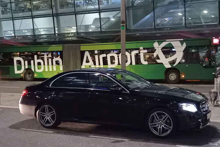 Luxury Transfer: Dublin Airport to Clifden with DM Executive Line