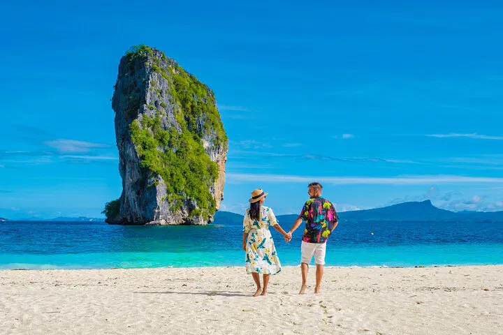 Krabi 4 Islands Tour: Snorkel, Swim & Beach Hop!
