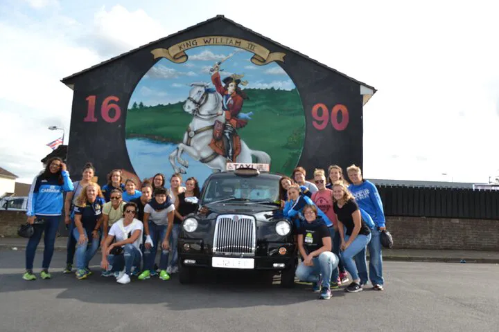 Uncover Belfast's History: A Private Black Taxi Tour with Original Guides