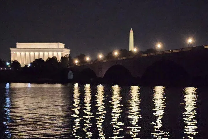 DC Landmarks: Your Private Chauffeur-Driven Adventure!