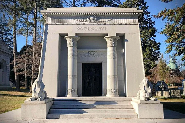 Uncover NYC History: Woodlawn Cemetery's Gilded Age Audio Tour