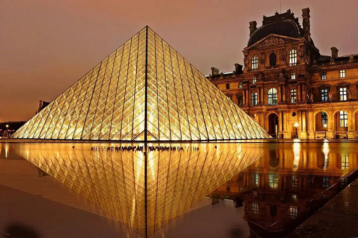 Louvre Museum Entry: Audio Guide & Skip-the-Line!