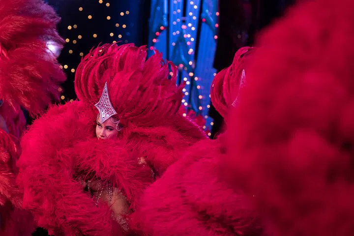 Moulin Rouge Show, Seine Cruise & Champagne!