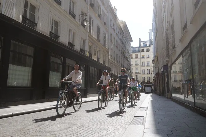 Paris by Bike: Uncover Hidden Gems & Iconic Landmarks