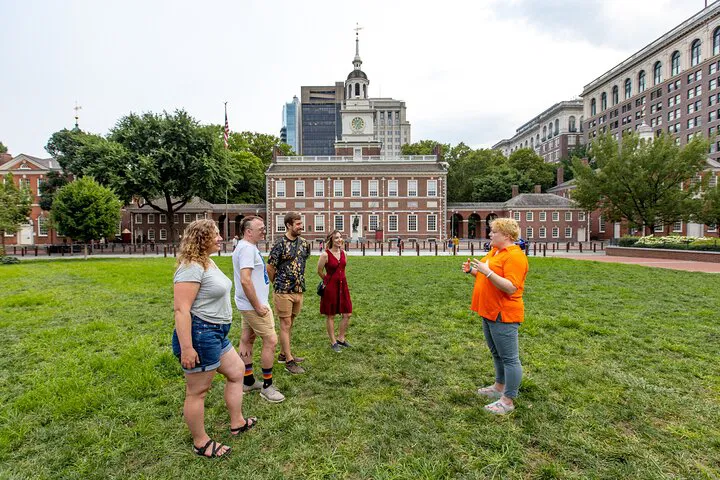 Step into History: Independence Mall Premium Walking Tour