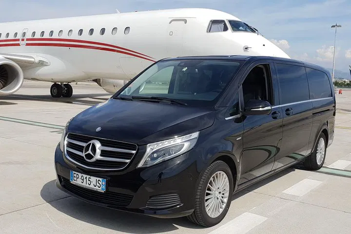 Seamless Cannes to Nice Airport Transfer: Premium Van Service