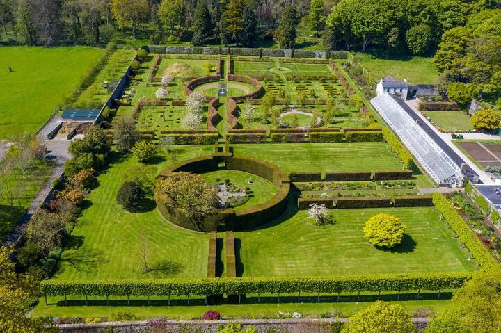 Unveiling Northern Ireland's Gems: A Private Causeway Coastal Adventure