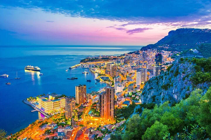 Indulge in Romance: A Luxurious French Riviera Tour for Lovers
