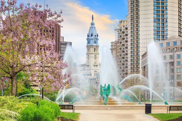 Discover Philadelphia's Charm: Your Personalized Private Tour!