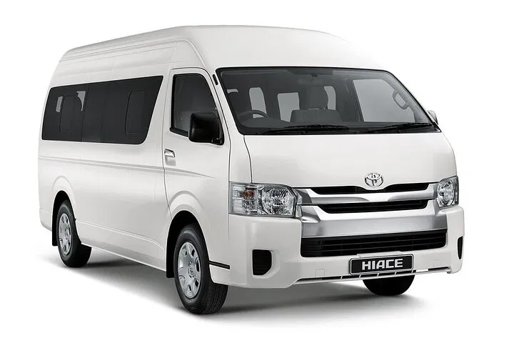 Seamless Seychelles Transfers: Your Private Chauffeur Awaits!