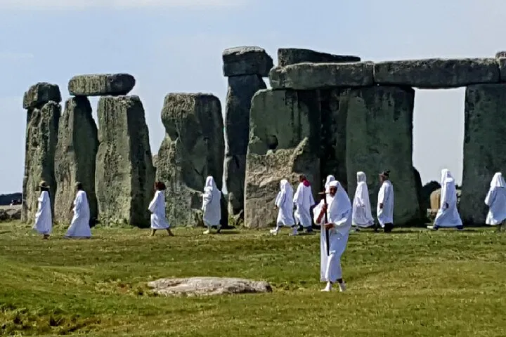 Uncover Arthurian Legends: A Historical Day Trip from London