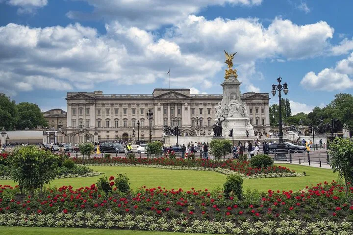 Royal London Tour: See Palaces & Changing of Guard