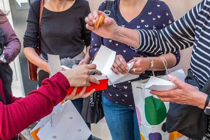 Saint Germain des Prés Food Tour: Taste Paris Like a Local!