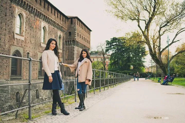 Edinburgh Photo Session: Capture Your Memories with a Local Pro!