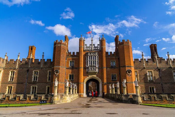 Uncover Tudor Secrets: A Private Hampton Court Palace Tour