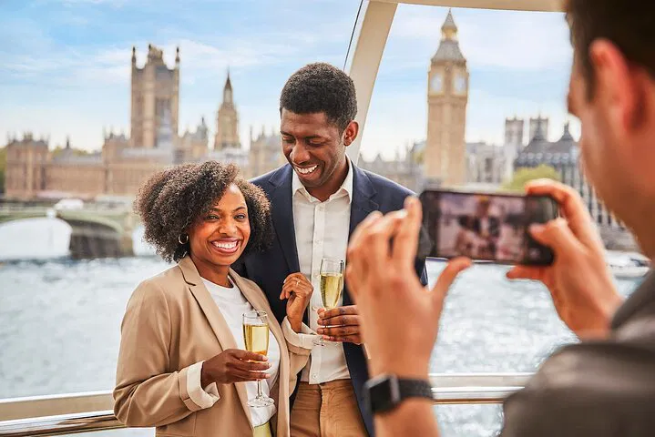 London Eye Champagne: Skip-the-Line & Bubbly Views