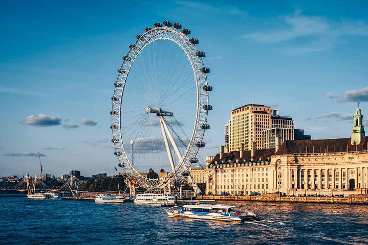 Capture London's Charm: A Pro Photographer's Guided Tour