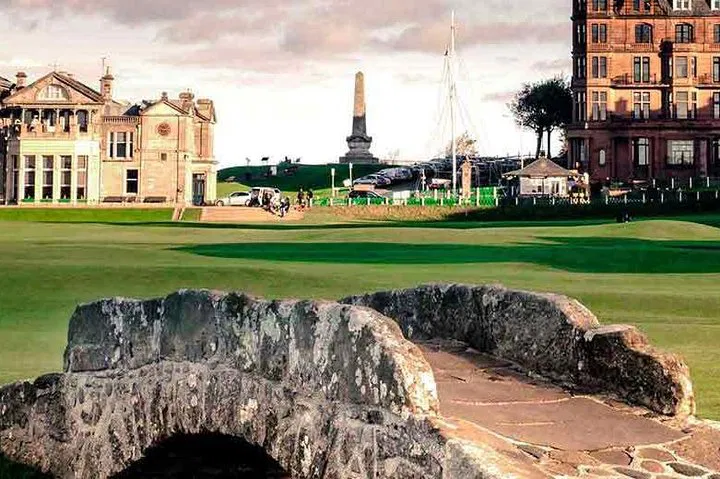 Luxury Scotland Tour: Discover Edinburgh in Style