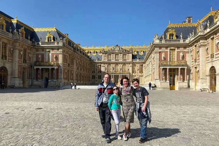 Versailles Palace: Half-Day Tour with Train from Paris