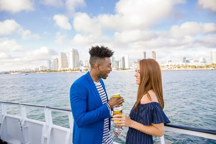 San Diego Dinner Cruise: Gourmet Food & Skyline Views