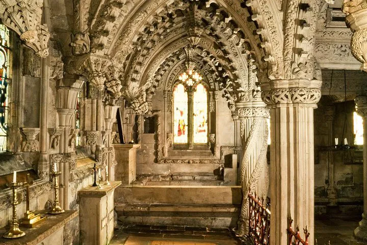 Discover Edinburgh's Majestic Sites: A Private Driving Tour to Remember