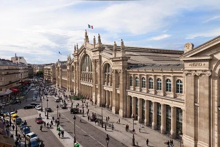 Paris Train Station to Hotel: Stress-Free Private Transfer