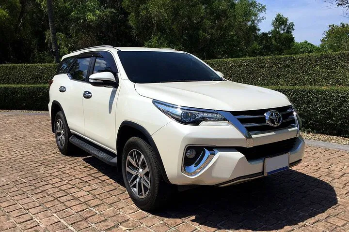 Seamless Phuket Transfer: Hotel to Airport in Comfort