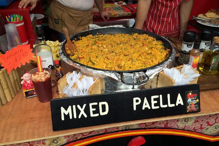 London's Culinary Canvas: A Food Lover's Cosmopolitan Adventure