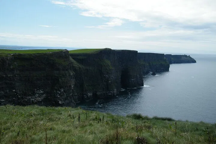 London to Dublin Adventure: Cliffs of Moher Rail & Ferry Getaway